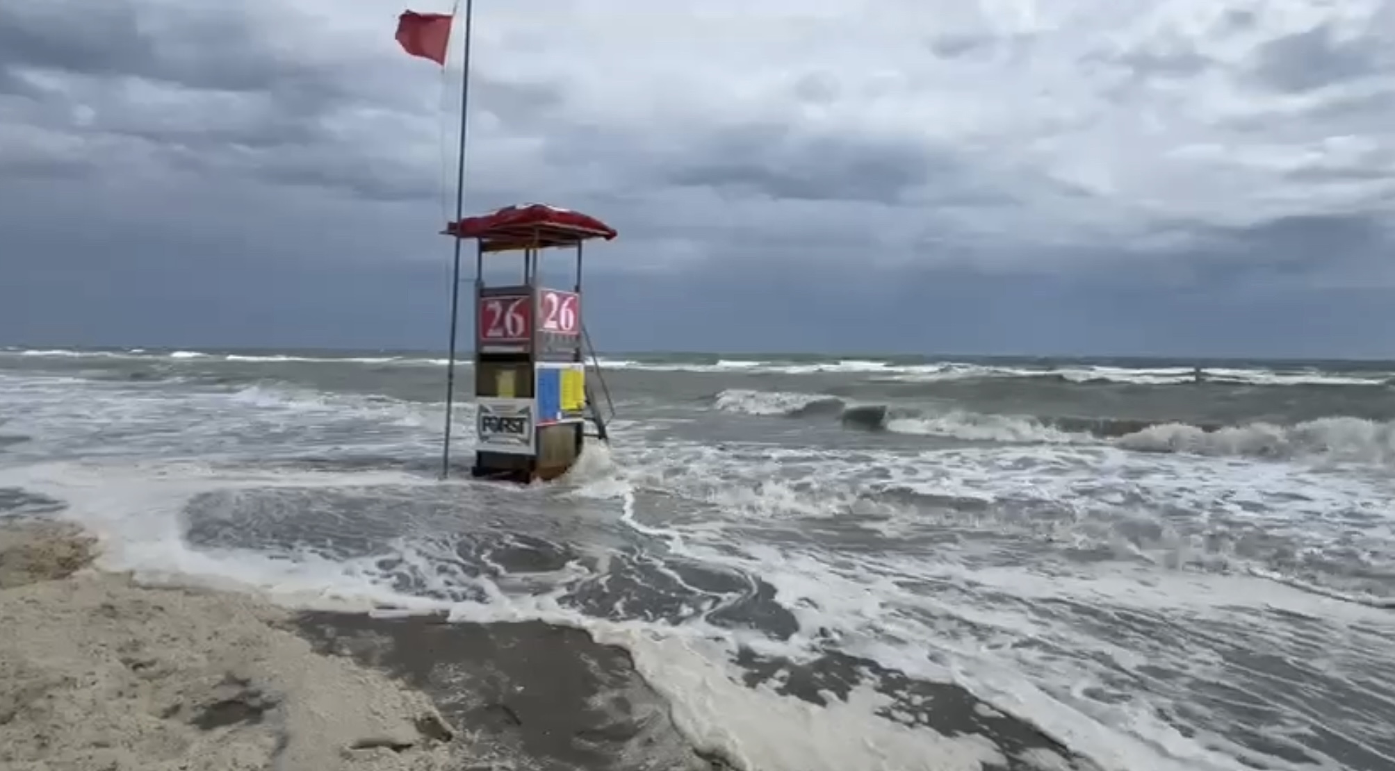 Mareggiata: Gravi danni a Sottomarina ed Isola Verde